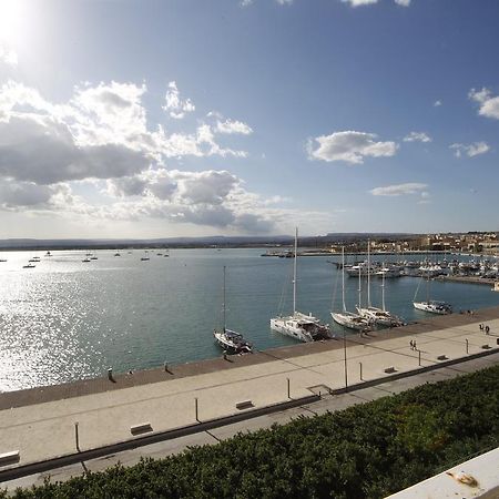 Ortigia Camere Con Vista Da Giulio B&B Syracuse Eksteriør bilde