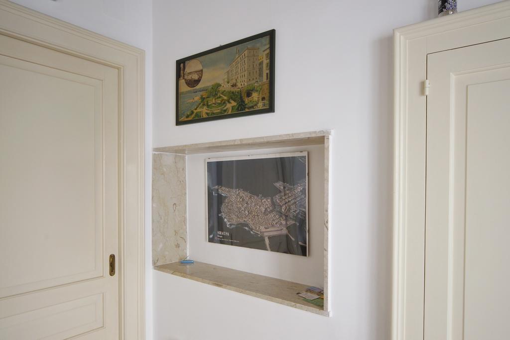 Ortigia Camere Con Vista Da Giulio B&B Syracuse Eksteriør bilde